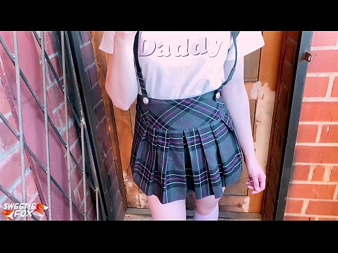 ❤️ 女学生深深地吸吮她的鸡巴，代替上课做爱 ☑ Quality porn❤